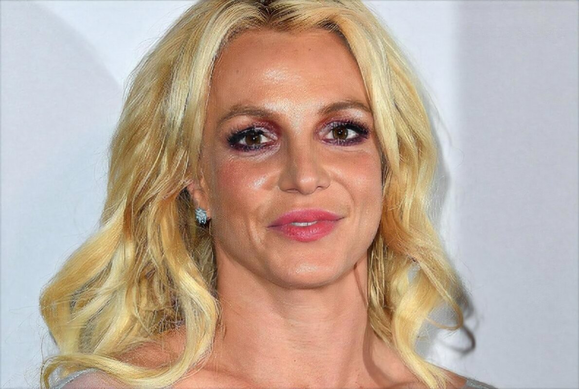 Britney Spears says her family has hurt her 'more than they'll ever know'