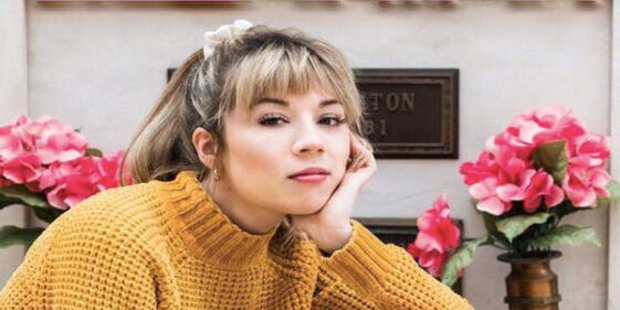 Former iCarly star Jennette McCurdy, 29, reveals "intense" abuse at the hands of her late mother